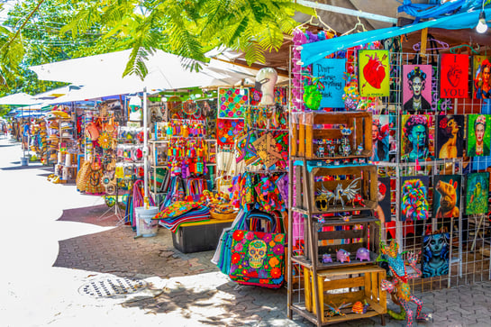 shutterstock_2525606681